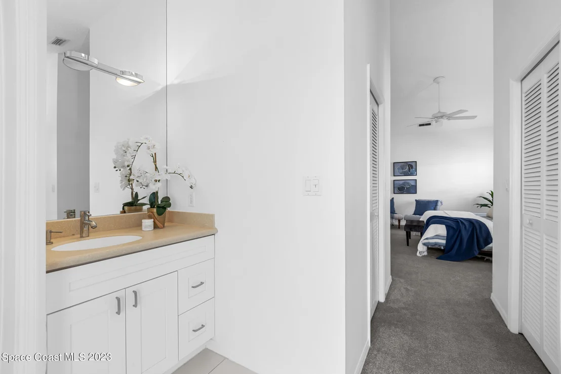 Photo of 580 Deerfield Drive