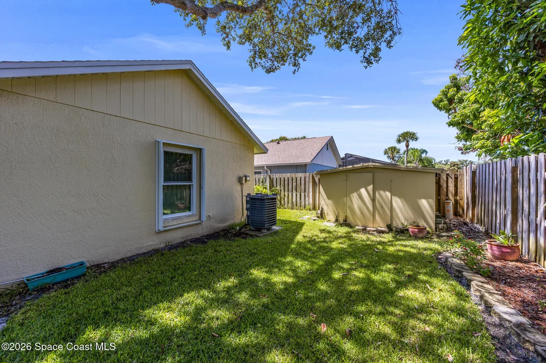 Photo of 2220 Plantation Drive