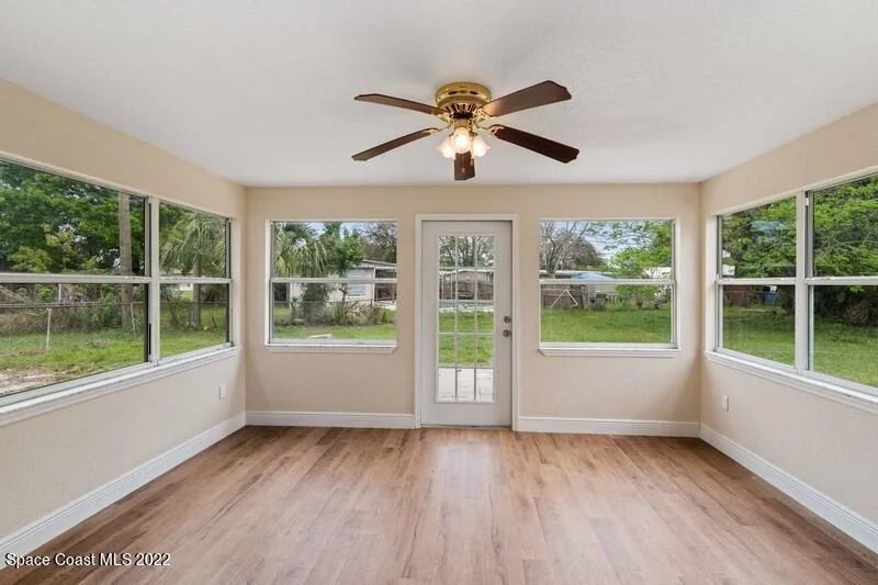 Photo of 1286 Hollywood Drive