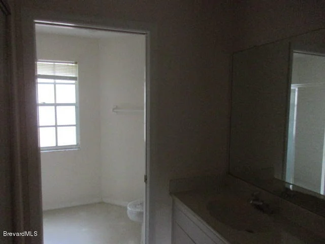 Photo of 834 NE Wateroak Drive