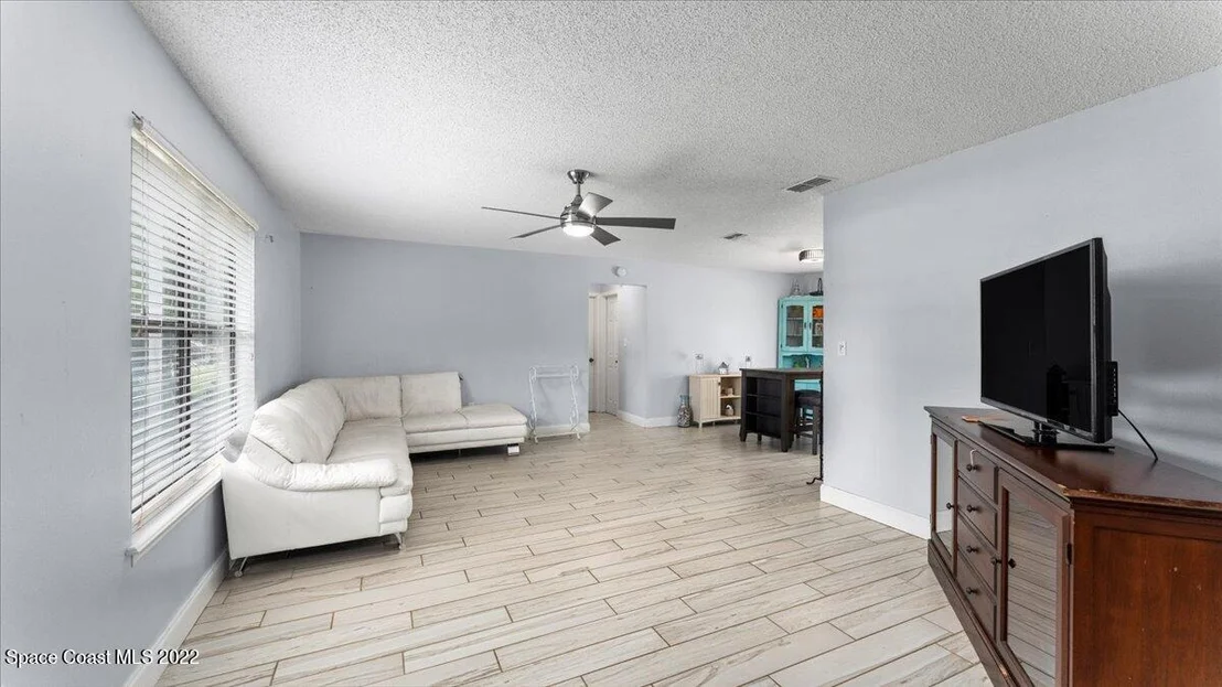 Photo of 6550 Beggs Terrace