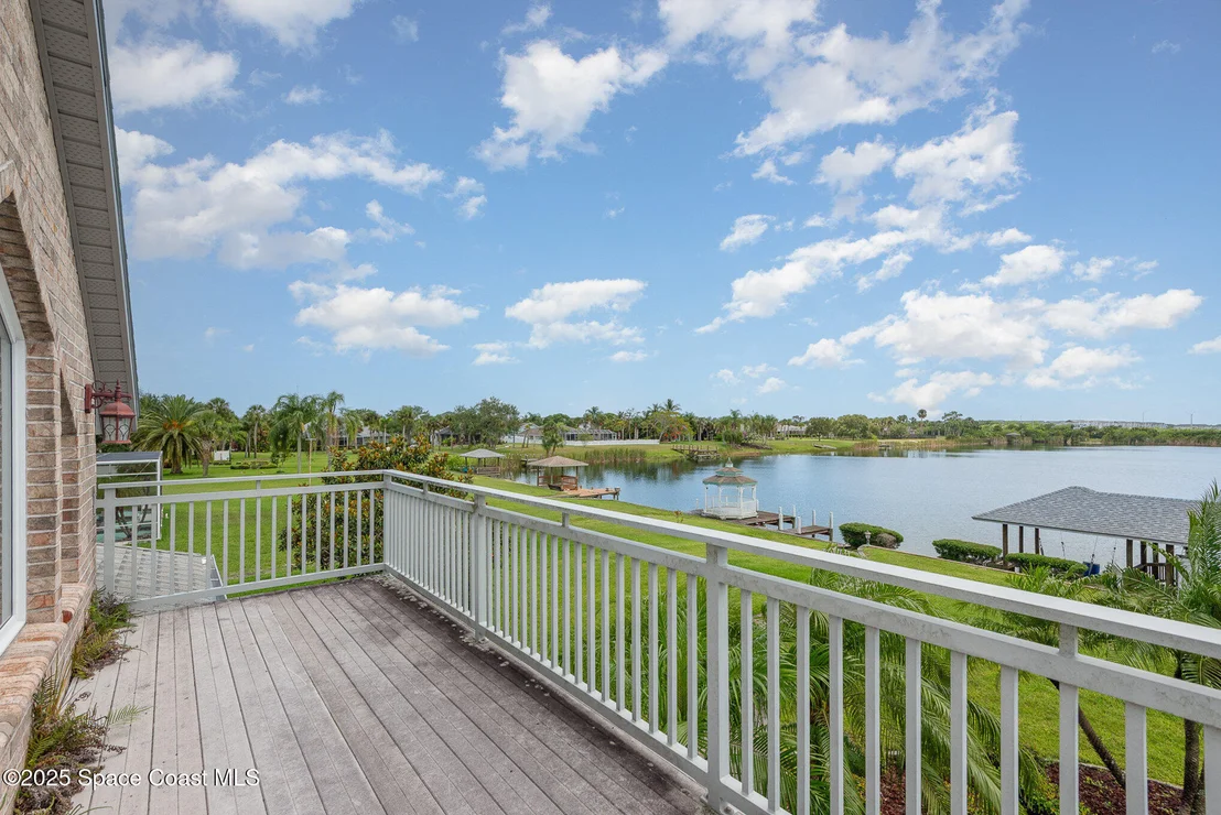 Photo of 1175 Tuckaway Drive