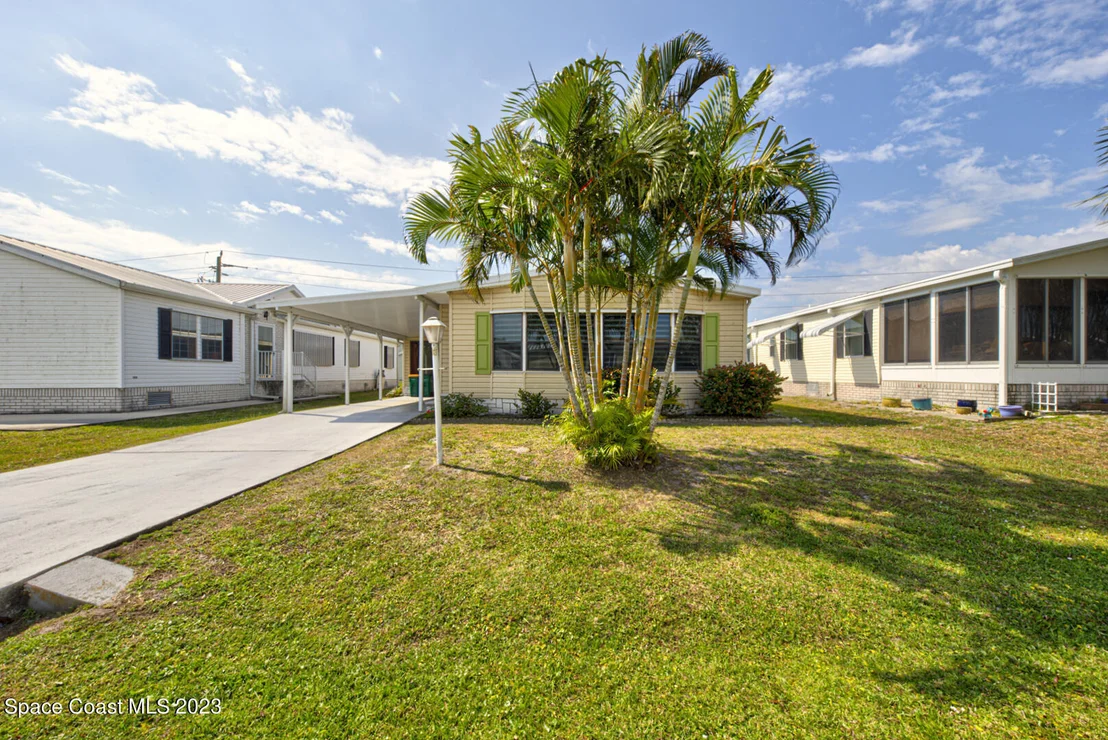 Photo of 5351 Bannock Street