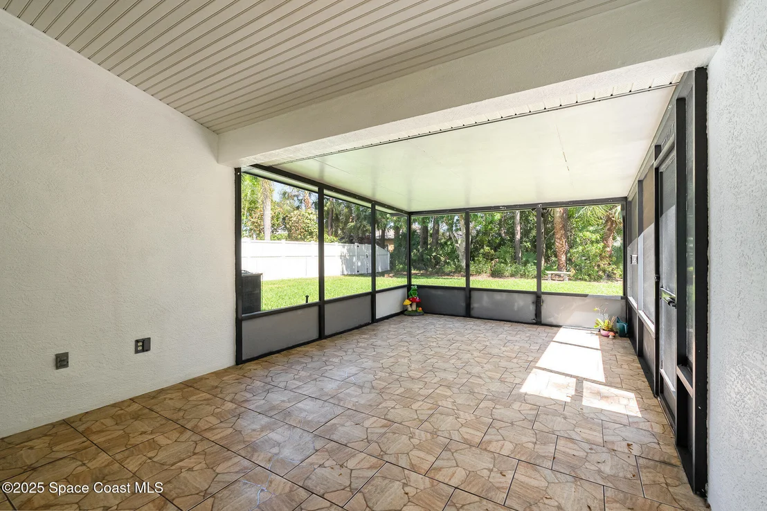 Photo of 915 Sedgewood Circle