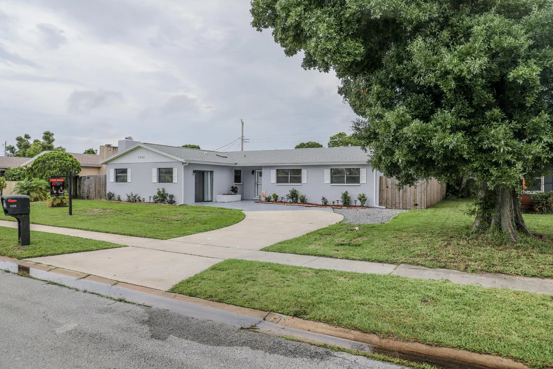Photo of 1725 Palmer Lane
