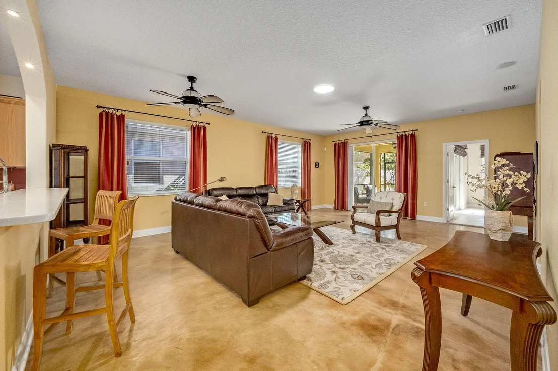 Photo of 392 Waterside Circle