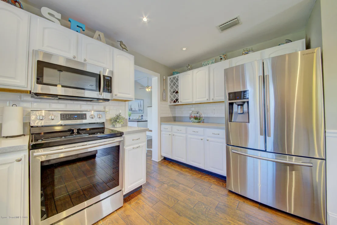Photo of 6300 Janina Road