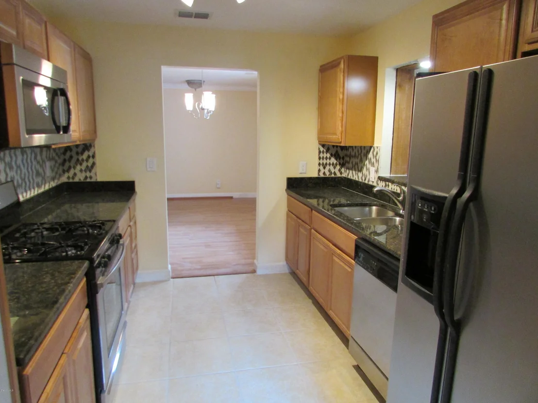 Photo of 975 Miracle Way