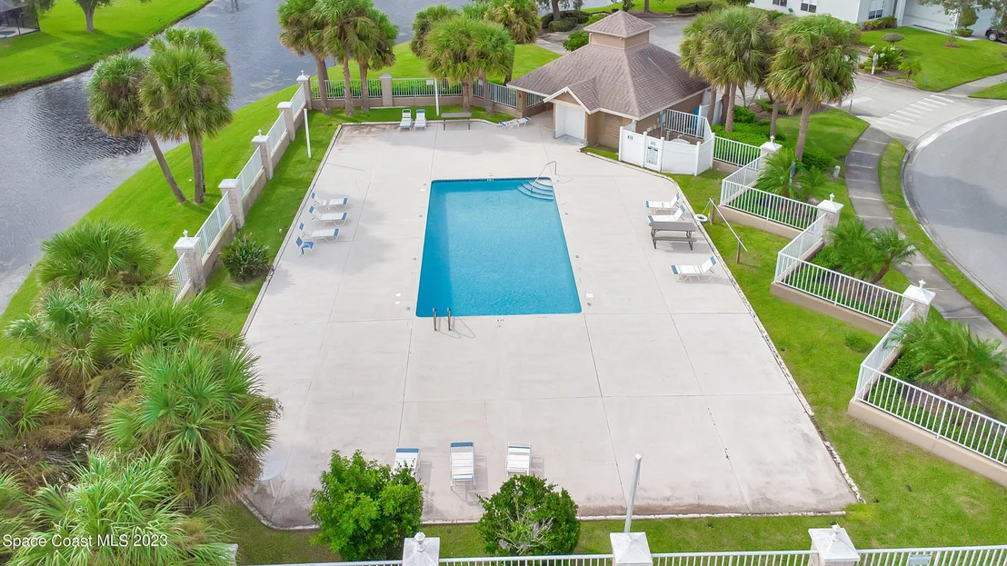 Photo of 7036 Hammock Trace Drive