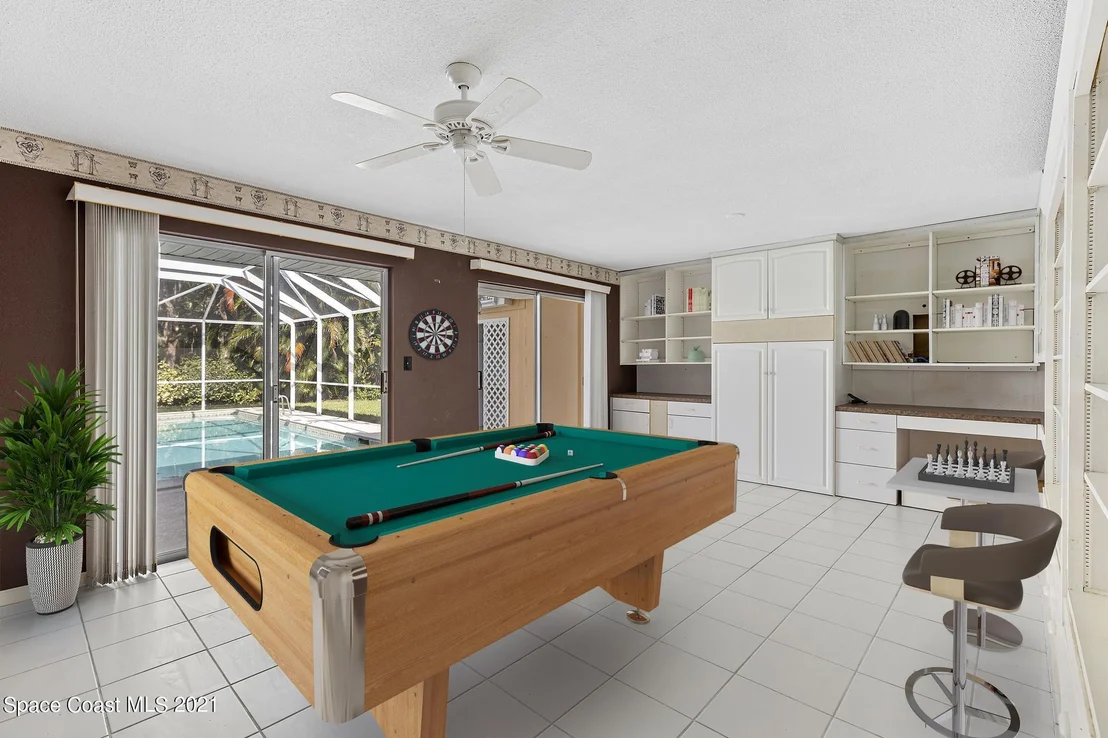 Photo of 110 Oakledge Drive