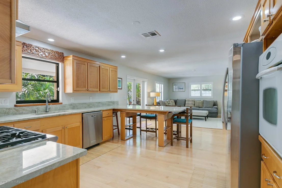Photo of 405 5th Avenue