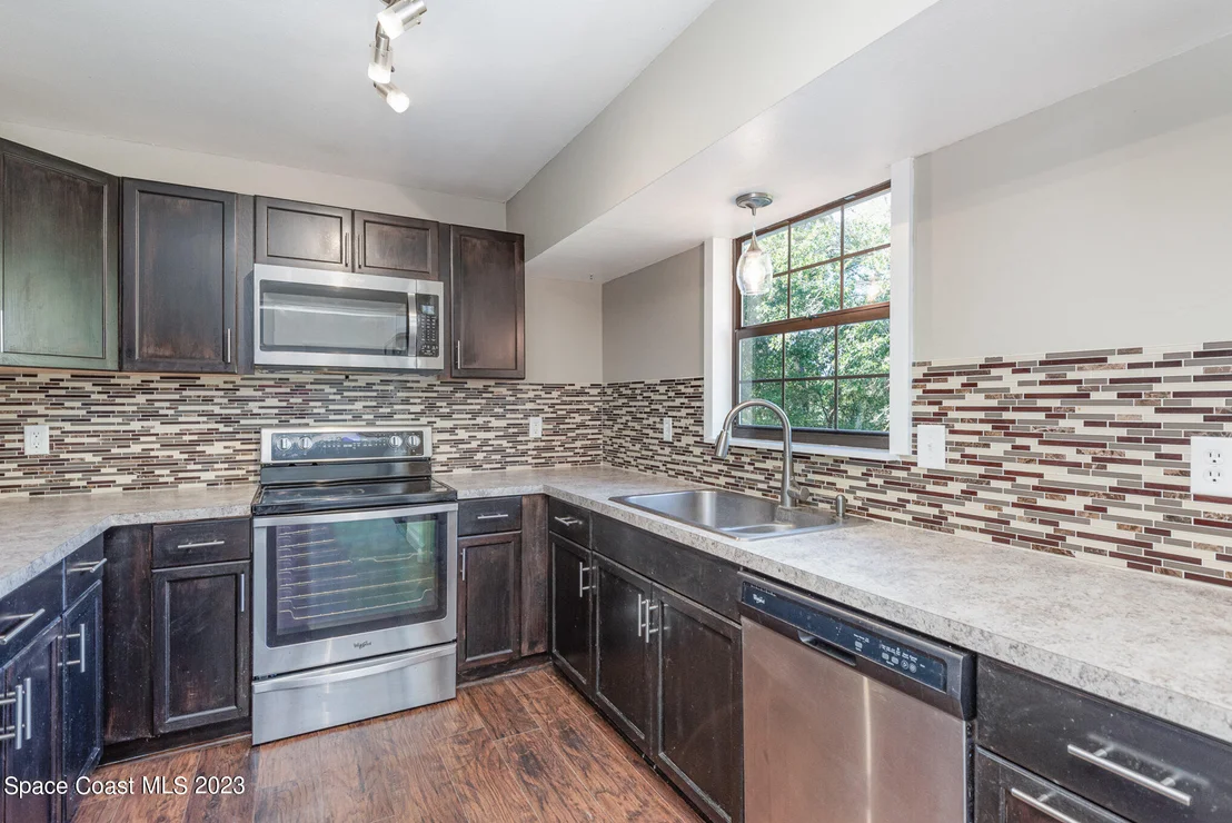 Photo of 3884 Sterling Street