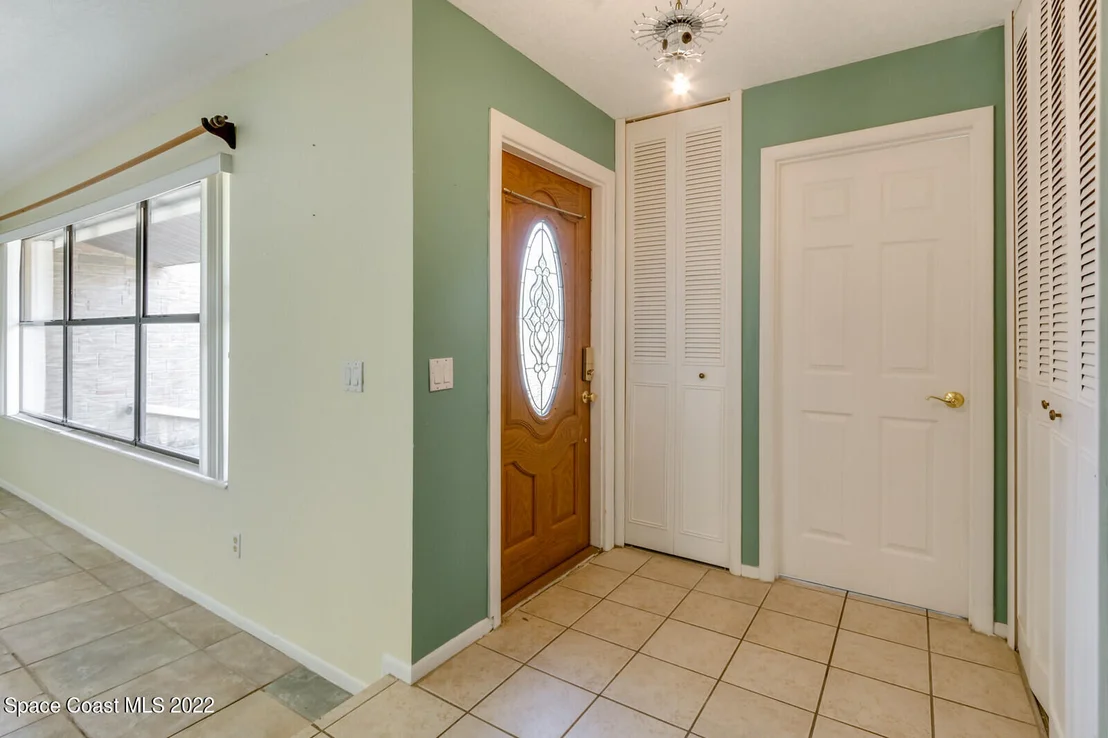 Photo of 1815 Cadillac Circle N