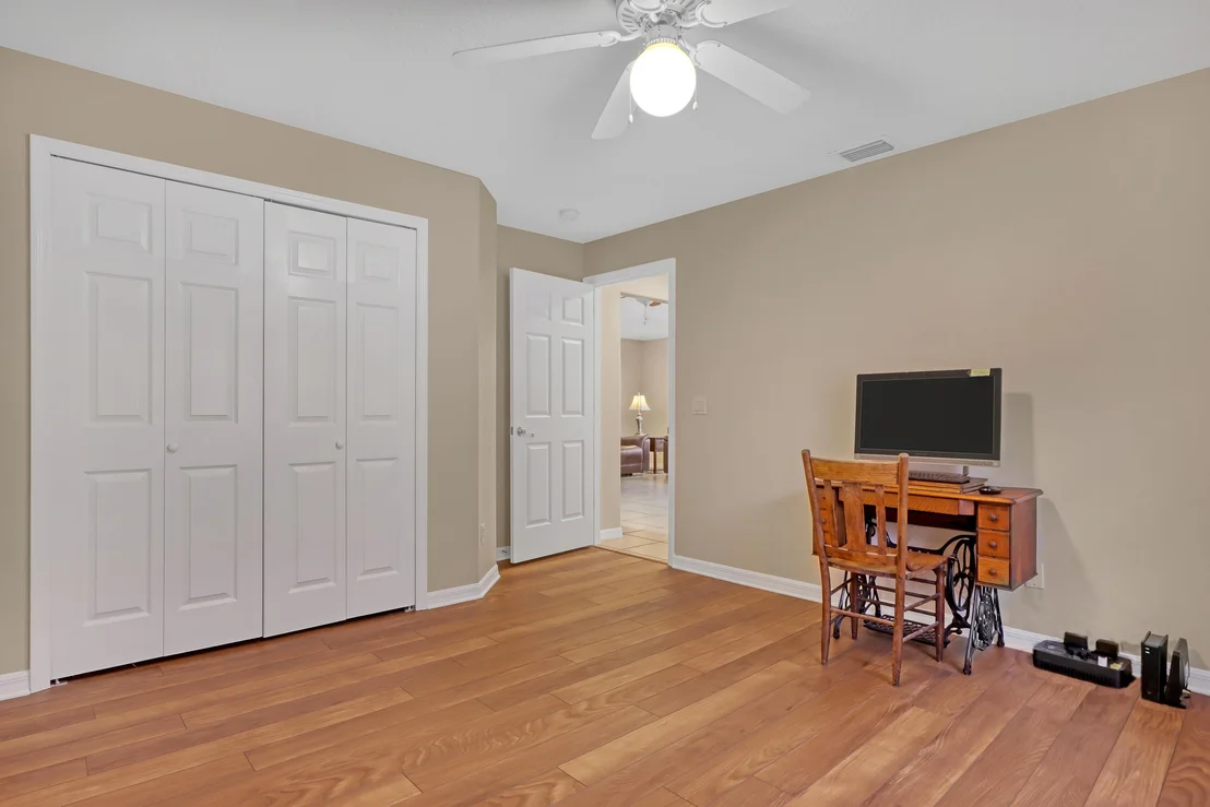 Photo of 1840 Barton Boulevard