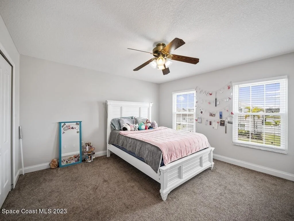 Photo of 3233 Hawthorne Avenue