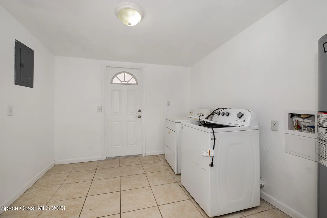 Photo of 2435 Sadler Lane