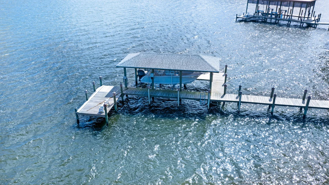Photo of 3799 Riverside Drive