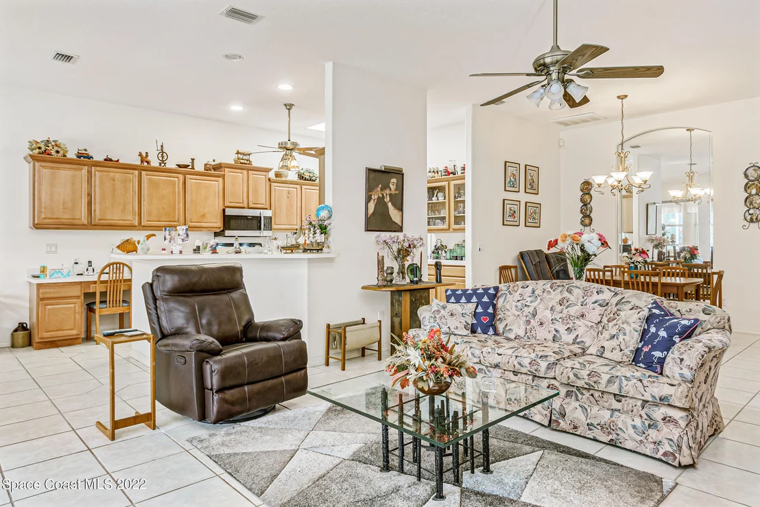 Photo of 796 Suntree Woods Drive