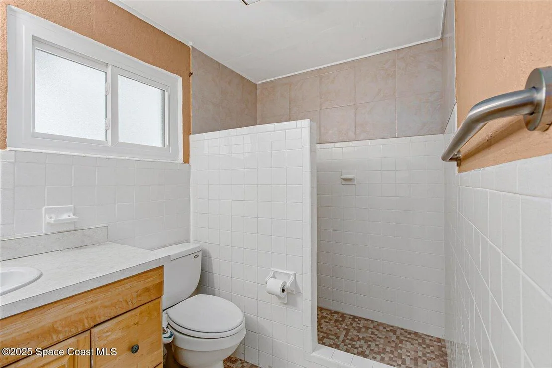 Photo of 2222 Meridian Avenue