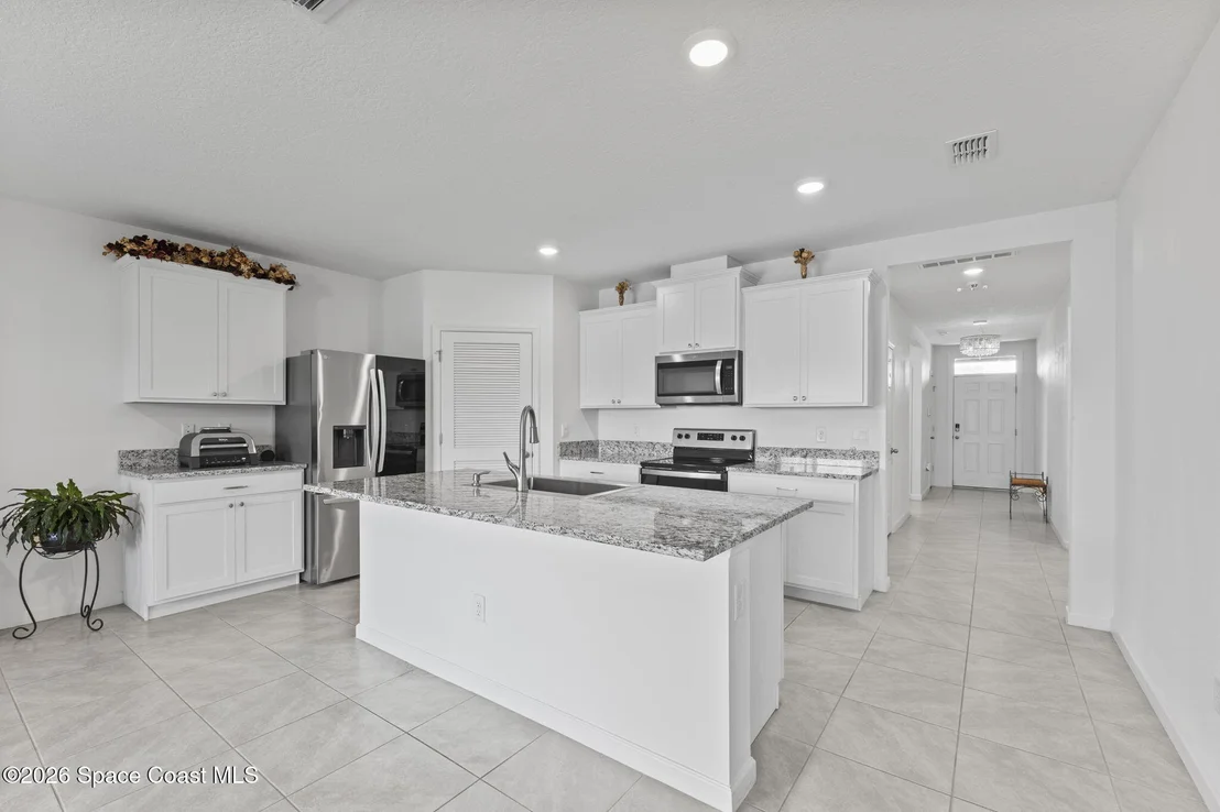 Photo of 7284 Topaz Drive