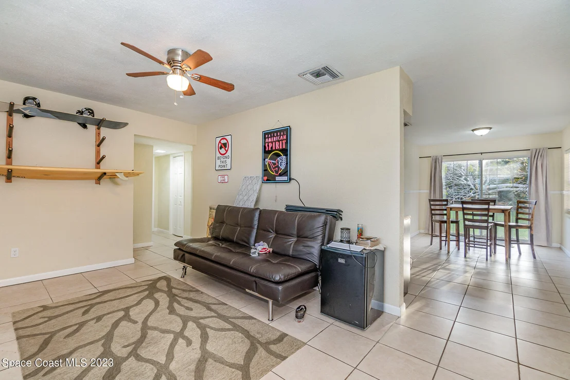 Photo of 826 Wisteria Drive