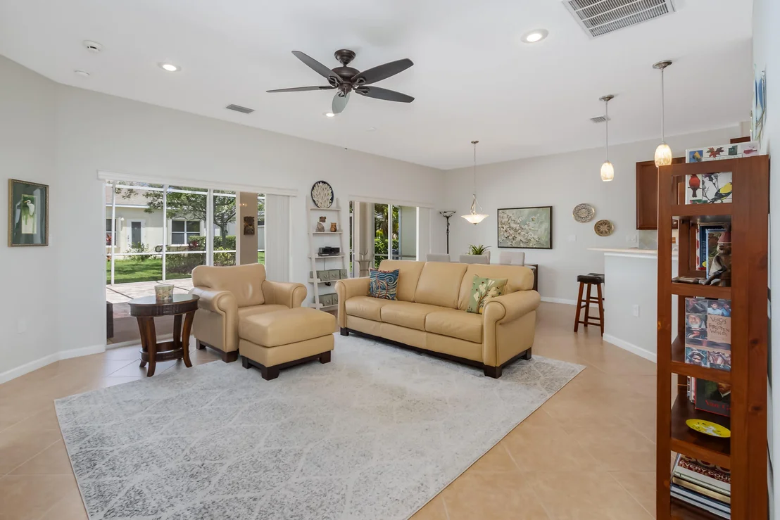 Photo of 6945 Lovington