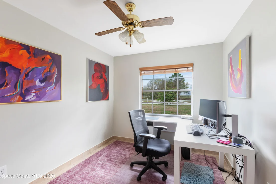 Photo of 1531 Hall Road