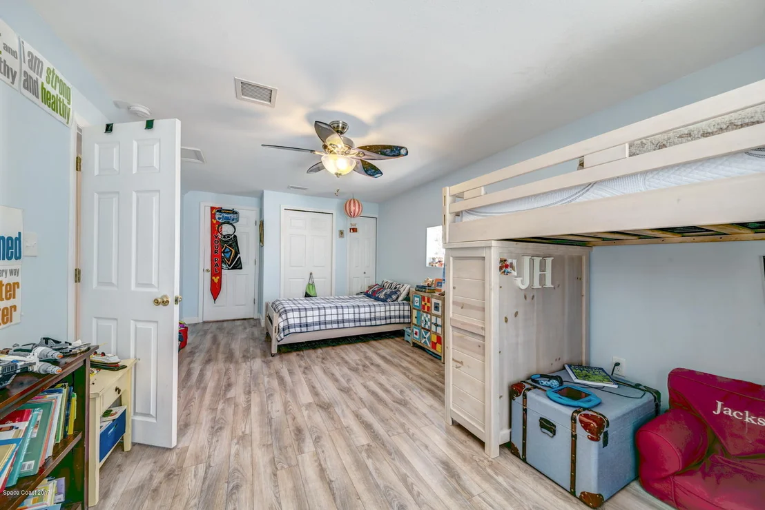 Photo of 113 Franklyn Avenue