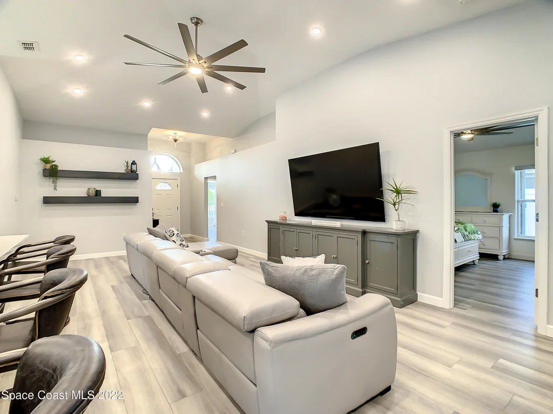 Photo of 2187 Myla Lane