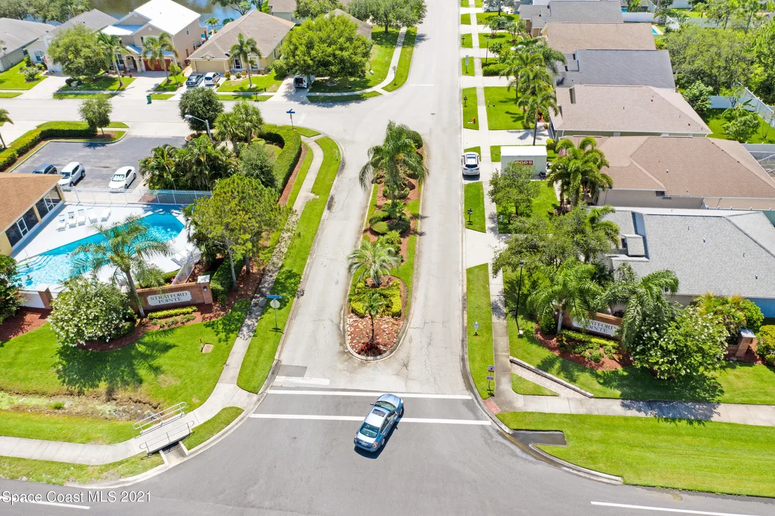 Photo of 2560 Stratford Pointe Drive