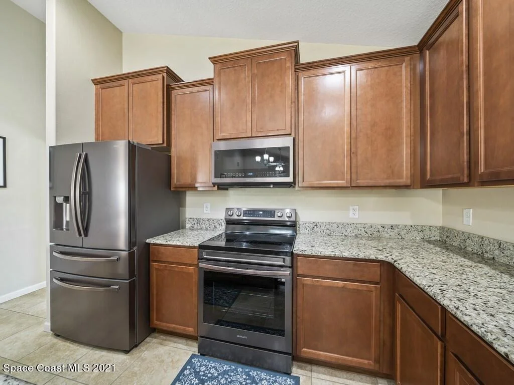 Photo of 1232 Dillard Drive SE