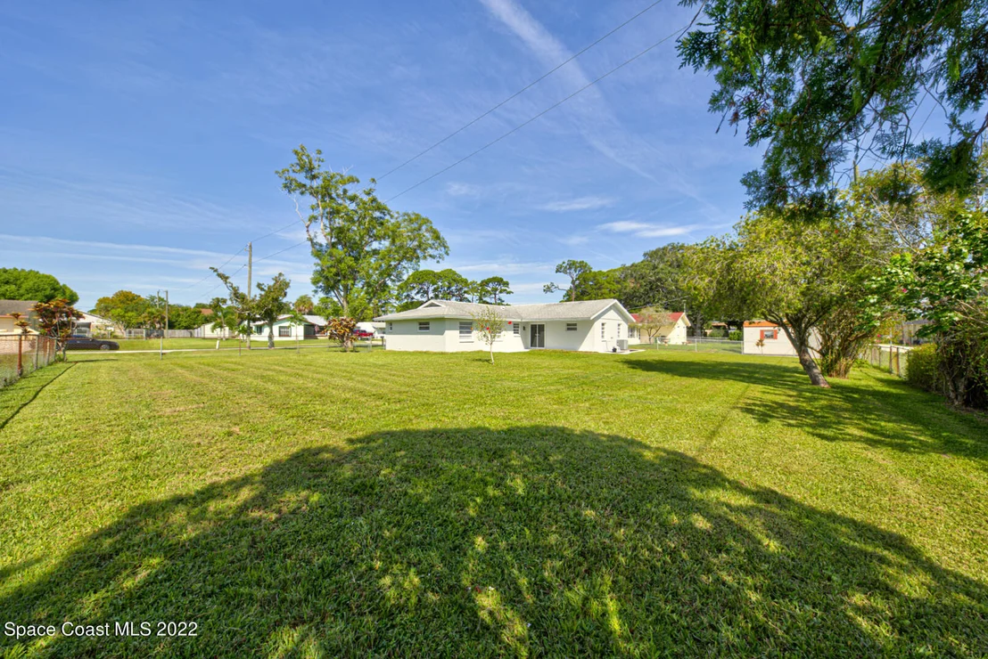 Photo of 697 Amor Drive