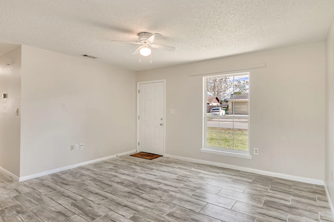 Photo of 5964 Rena Avenue E