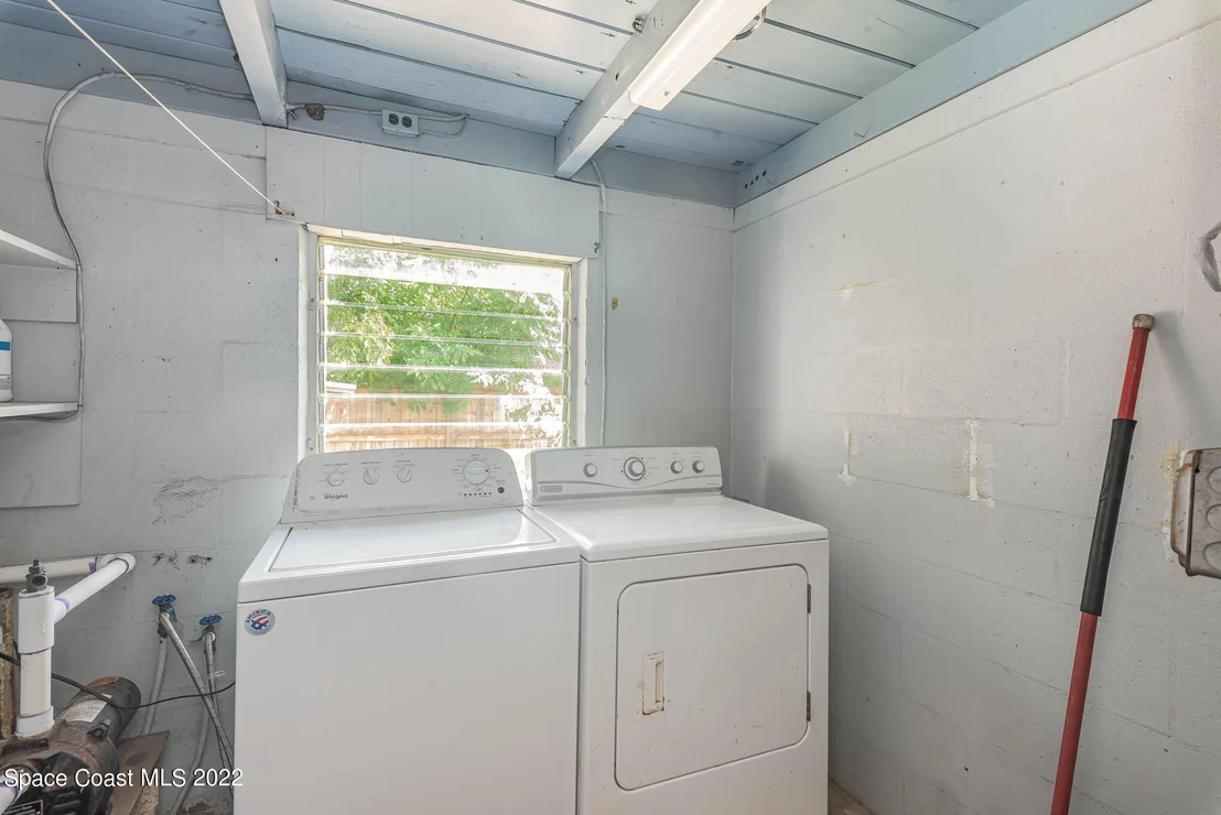 Photo of 2714 Pine Avenue