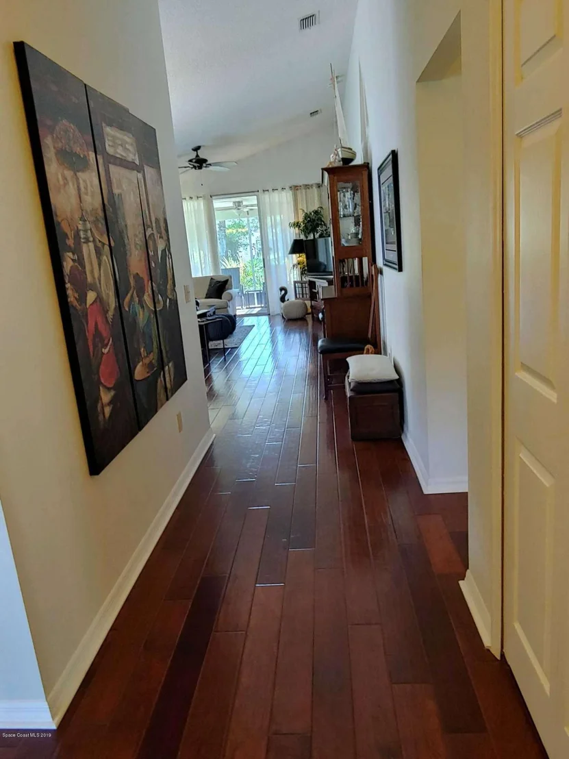 Photo of 3933 Saint Armens Circle