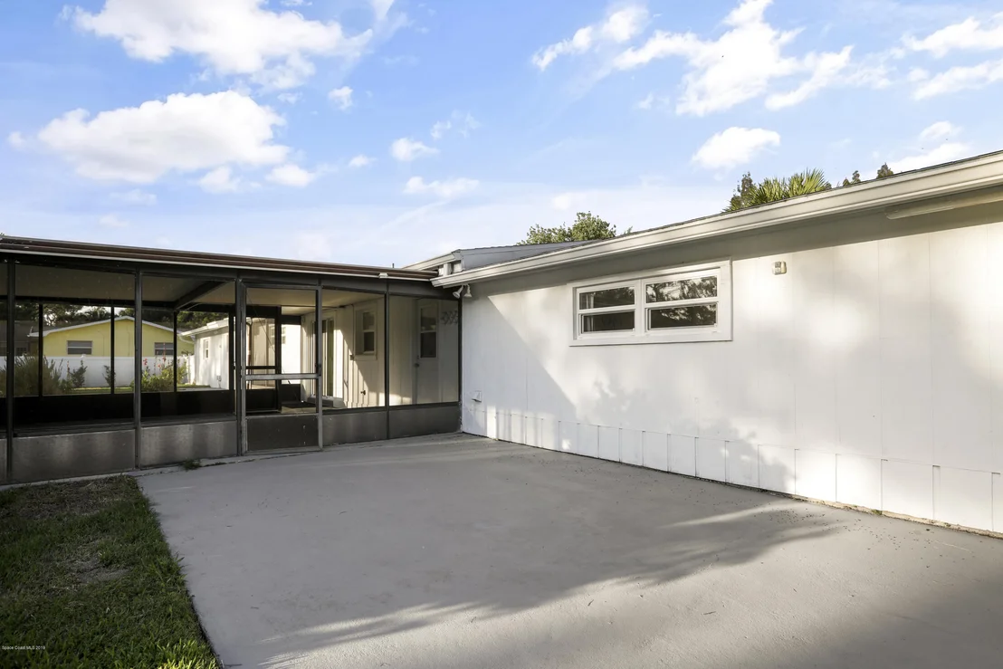 Photo of 2760 Lakehill Road