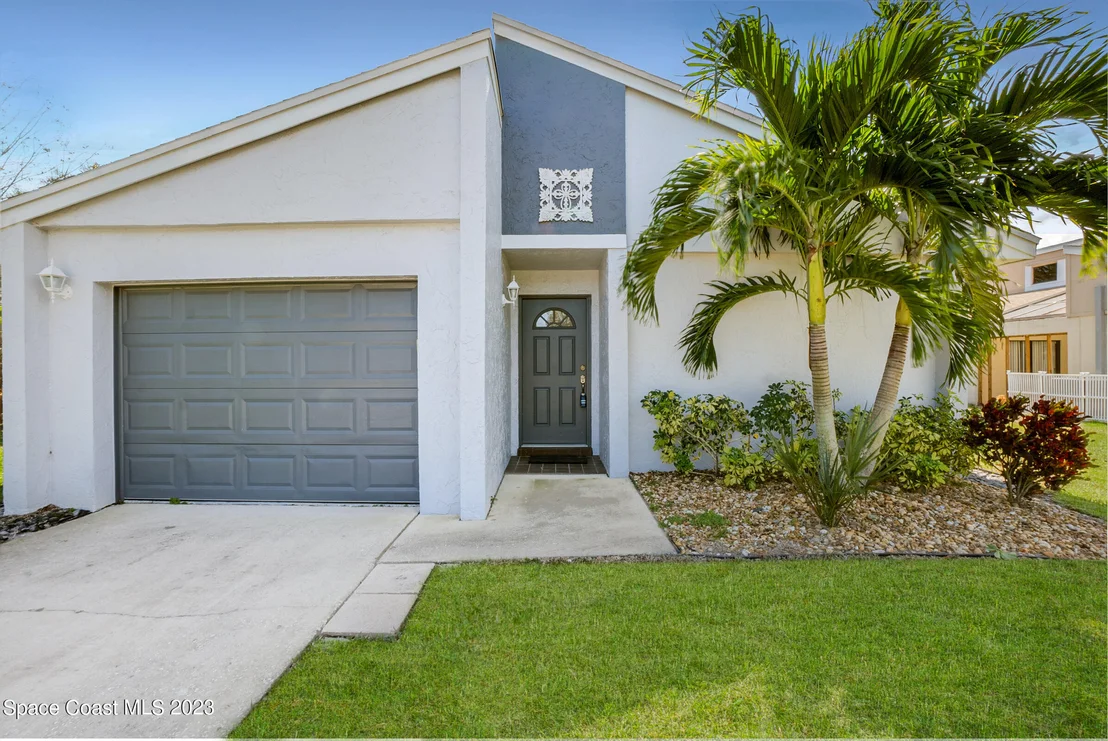 Photo of 365 Mission Oak Drive