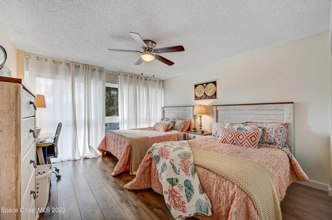 Photo of Unit 4B at 2500 Eagle Drive