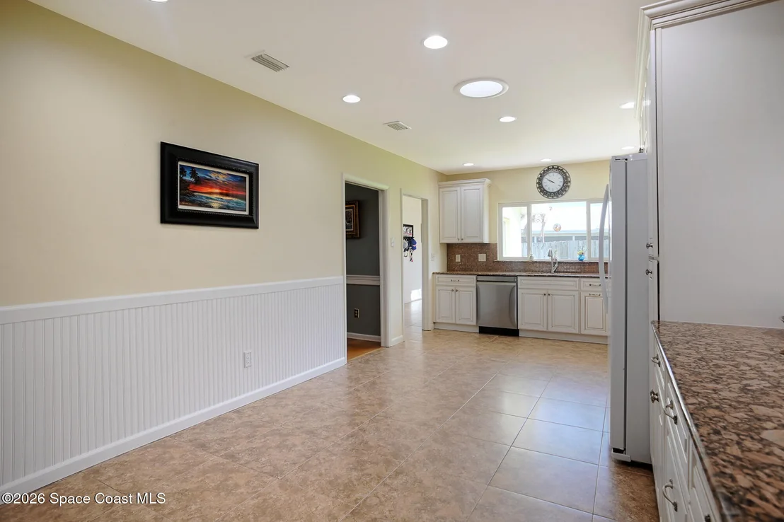 Photo of 325 Hibiscus Trail