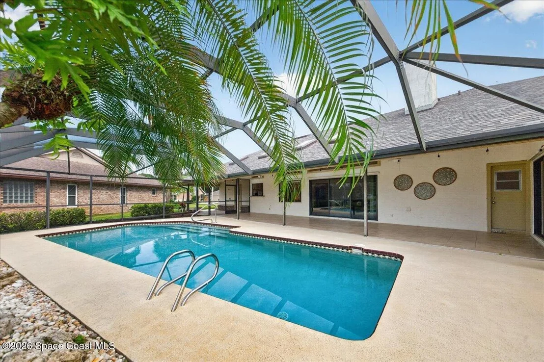 Photo of 1347 Silver Lake Drive