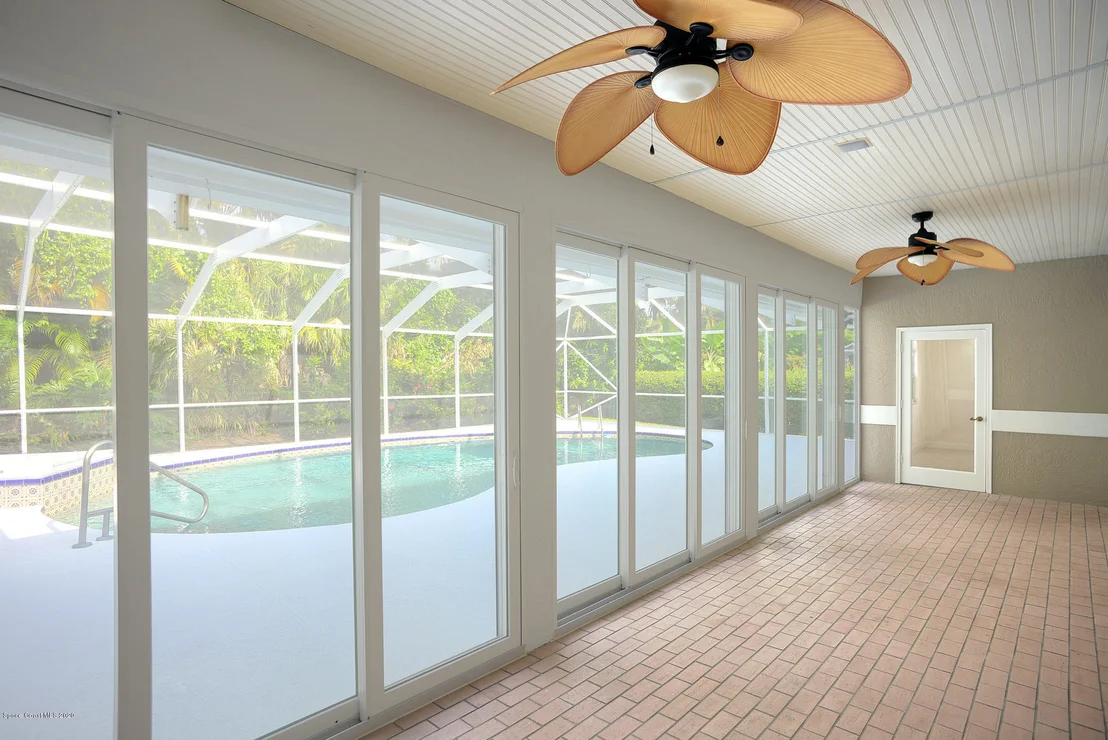 Photo of 1645 Shuckers Point