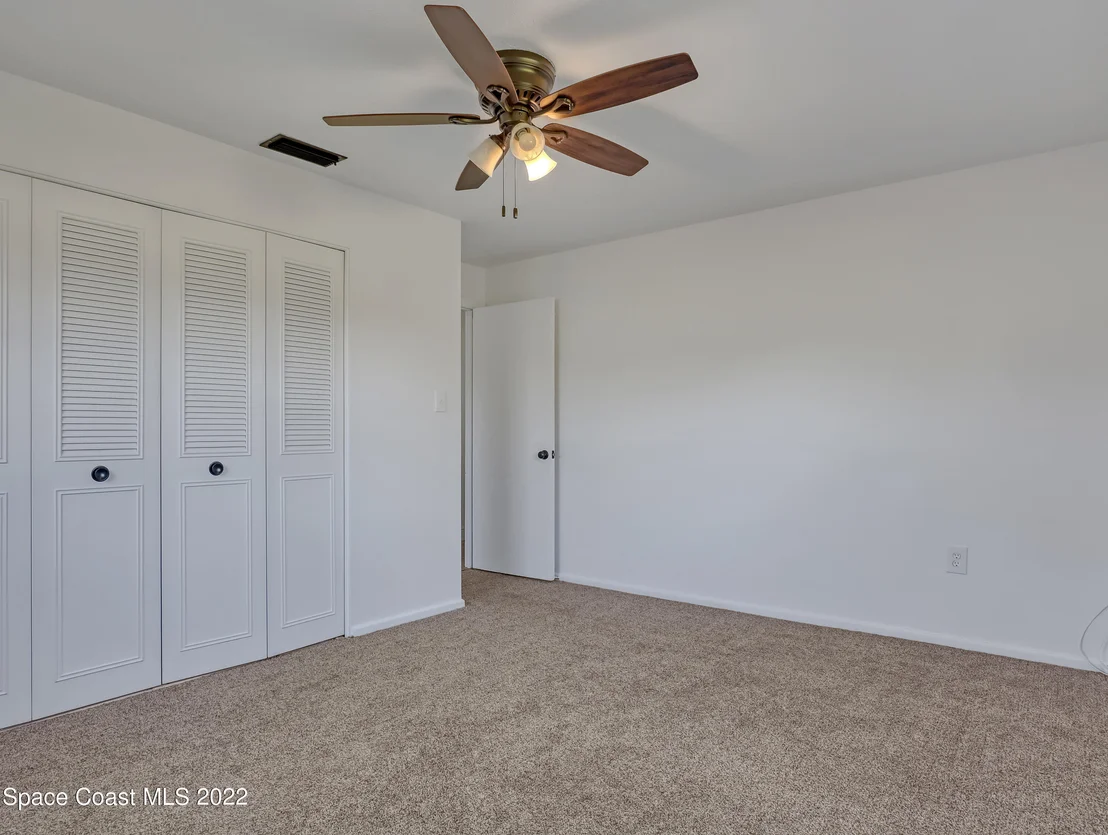 Photo of 800 Forest Road