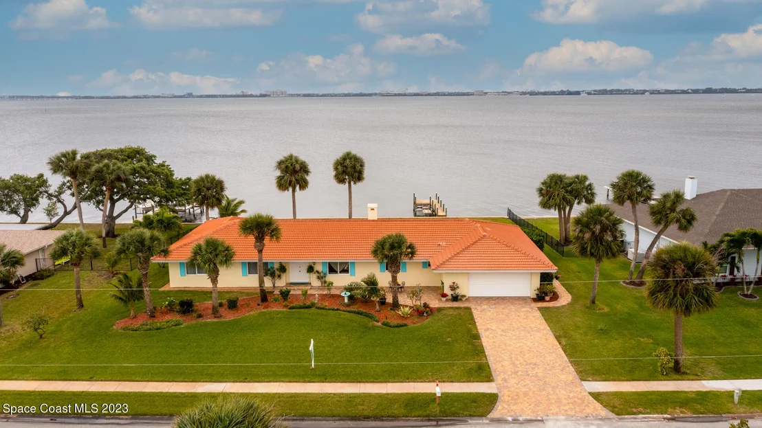 Photo of 775 Malibu Lane