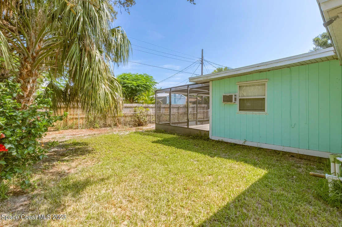 Photo of 3290 Dade Circle NE