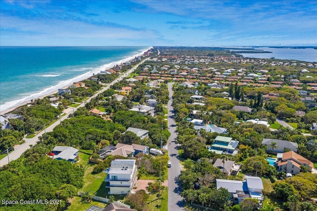 Photo of 5135 Palm Drive
