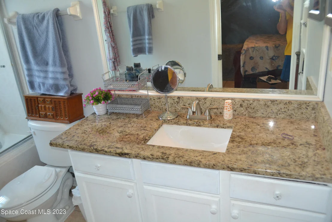 Photo of 834 Honeysuckle Drive