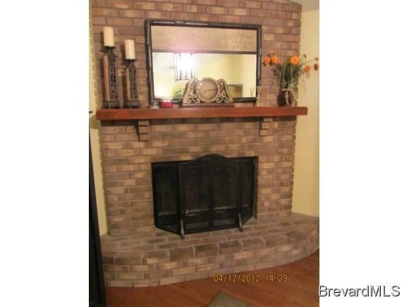 Photo of 1835 Whispering Oaks
