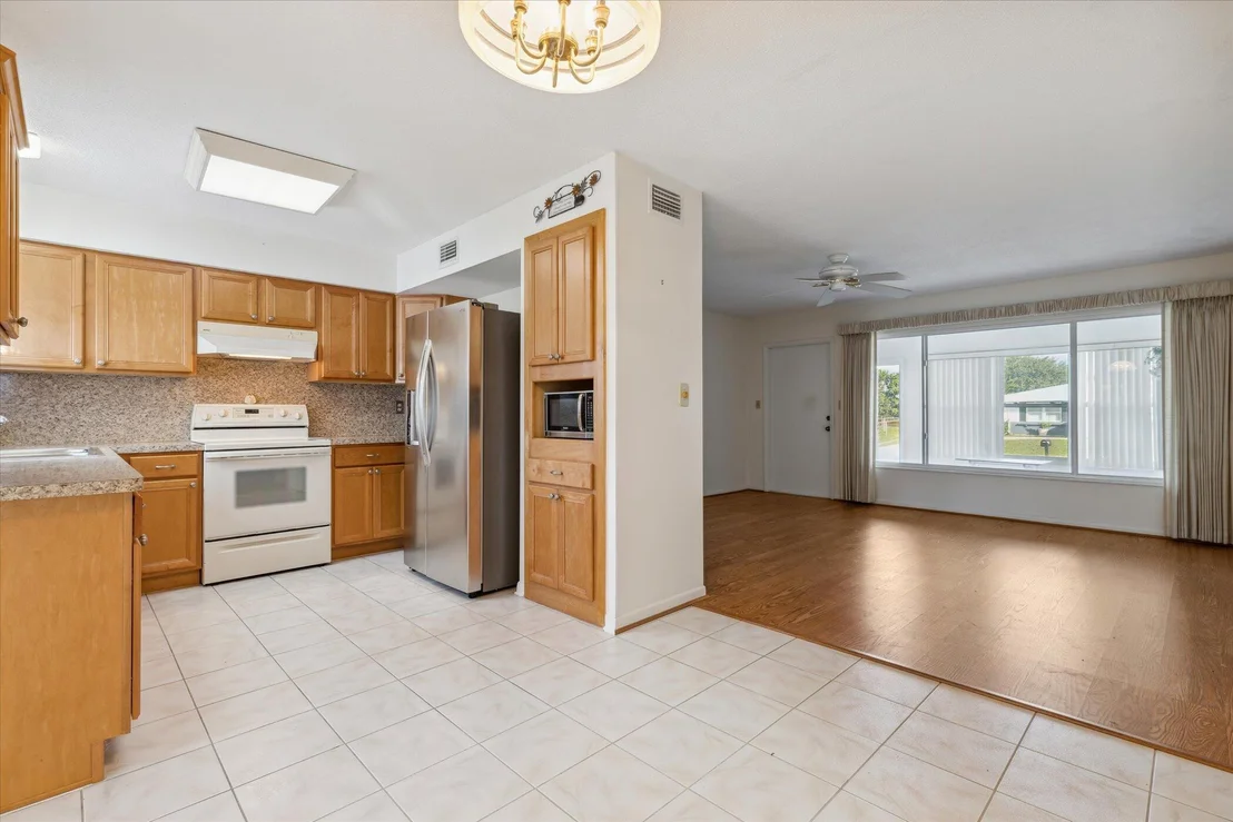 Photo of 2962 Chipper Drive NE