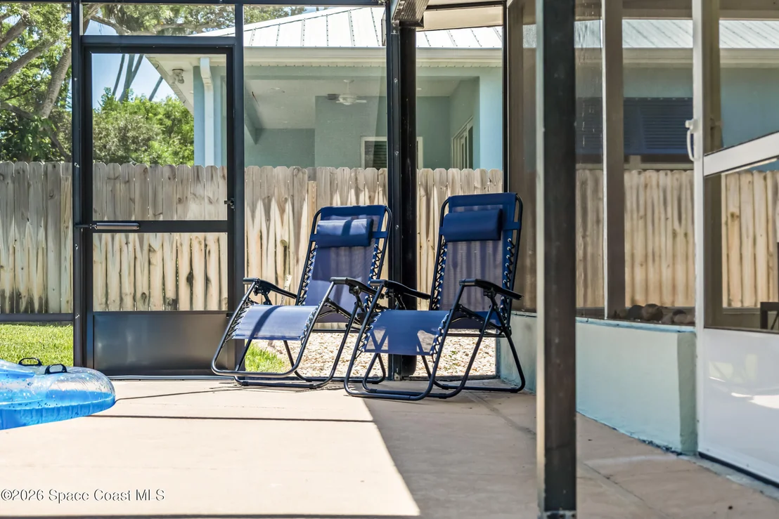 Photo of 6765 Angeles Road