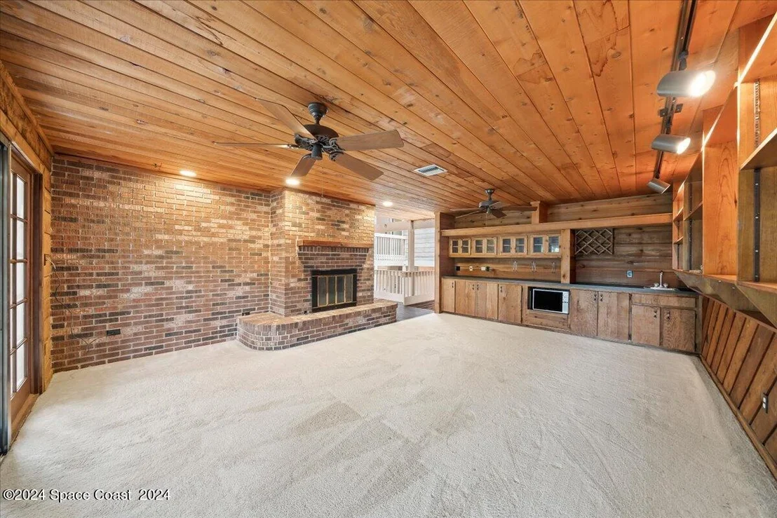 Photo of 589 Spindle Palm Drive